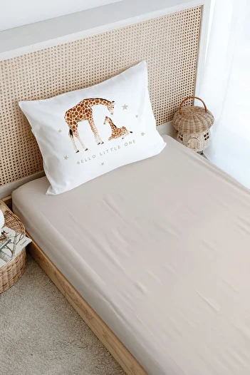 Tuğba Kuğu Single Fitted Sheet Set - Royal Series - Baby Giraffe