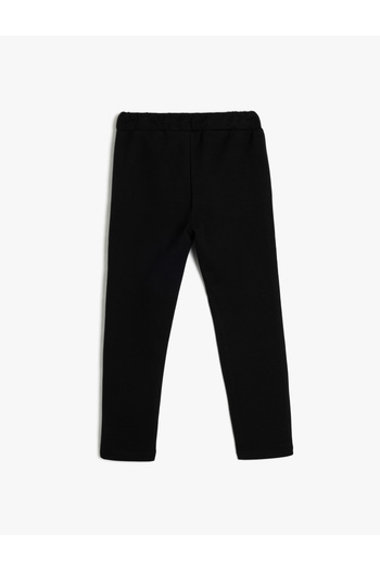 Koton Schwarze Jungen-Jogginghose mit geradem Bein 5WKB40139TK