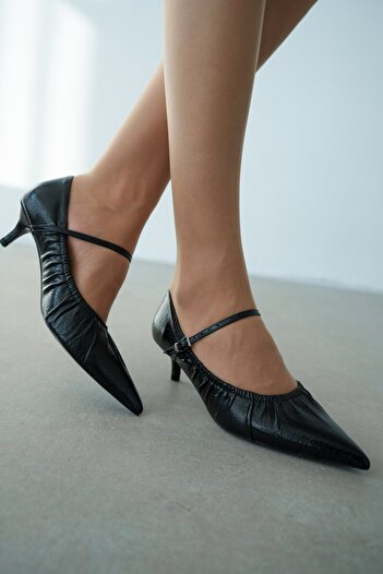 selinshoes Marrinet Pointed Toe Elastic Mini Heeled Women's Shoes - Black