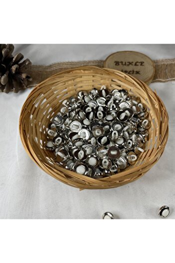Bukle İplik Silver Metallized Plastic Button - White Round Detail, Bottom Stand, 1.2 cm Diameter (20 Pcs)