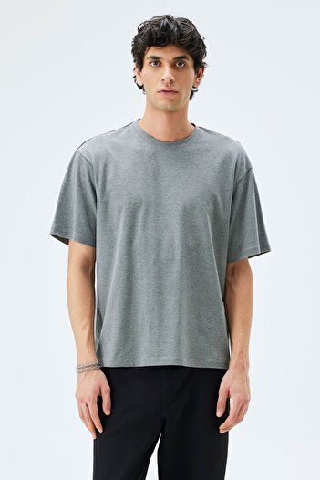 IAMNOTBASIC Gray Jeff T-Shirt