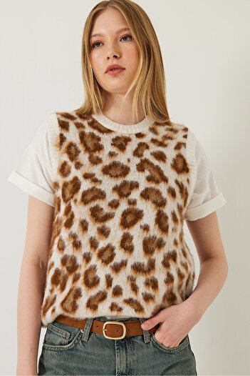 Bianco Lucci Women's Raised Leopard Patterned Sweater 20246281