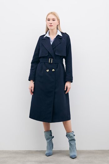 Sateen Синій тренчкот з довгим поясом