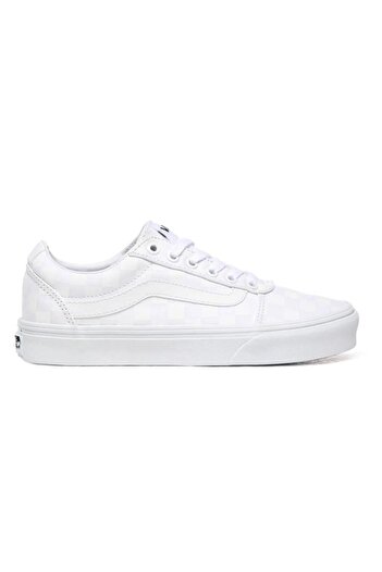 Vans Wm Ward Women's Black Sports Shoes & Sneakers