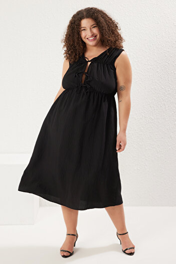 Trendyol Curve Black Summer Sleeveless Midi Woven Plus Size Dress Tbbss25Ah00033