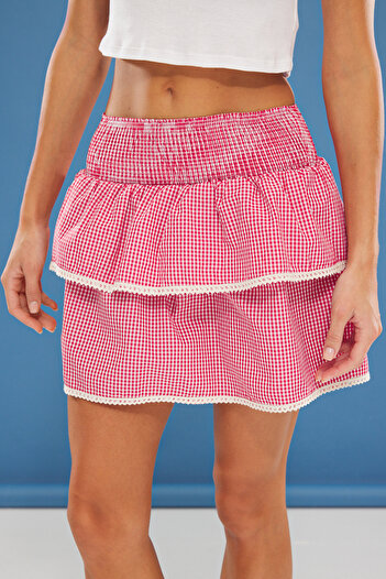 Trendyol Collection Red Miini Length Woven Skirt with Ruffled Skirt - Gingham Pattern, Hip-Sitting Twoss25Et00075