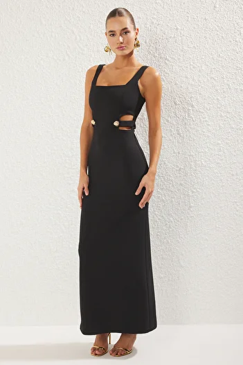 Trendyol Collection Schwarzes, detailliertes, gewebtes, langes, stilvolles Abendkleid mit Accessoires, Nachtkleid TPRSS25AE00079