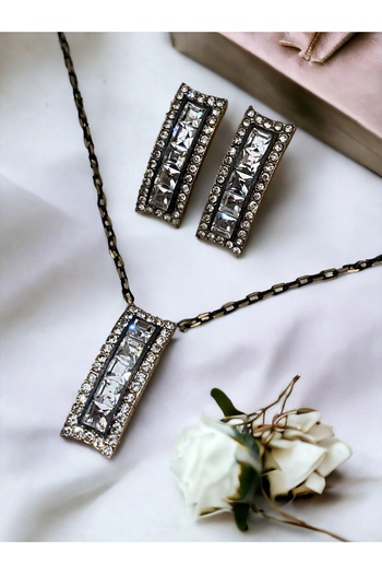 FAYRA ACCESSORIES Diamond Mounted Zircon Stone Necklace and Earrings Set