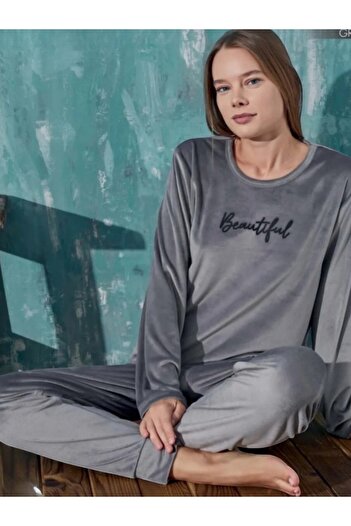 Mihra Kadın, Kadife Pijama Takımı