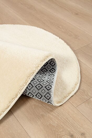 Lagom Life Plush Prayer Rug with Overlock