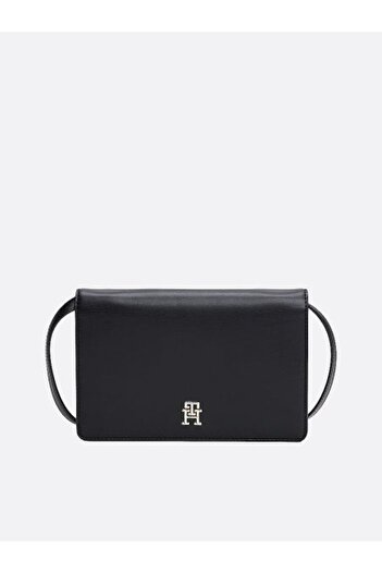 Tommy Hilfiger Kadın Metal Monogram Logolu Ayarlanabilir Çapraz Askılı Ekstra Kart Bölmeli Siyah Cüzdan AW0AW16923-
