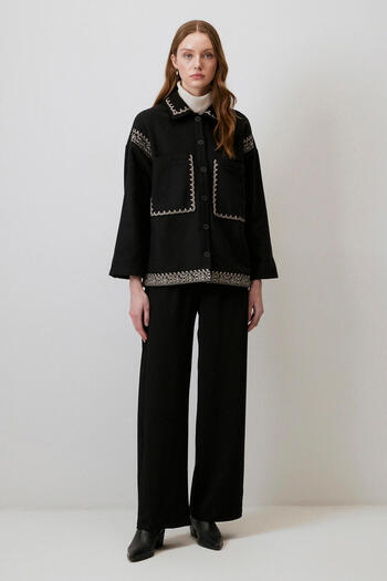 Touché Privé Short Bucket Shirt with Embroidery Detail