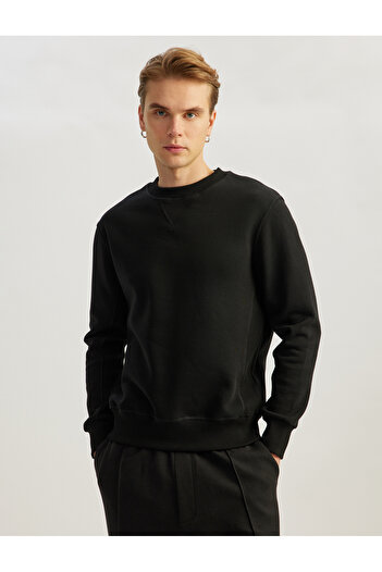 Koton Crew Neck Stitching Detailed Raised Cotton Blended Basic Sweatshirt