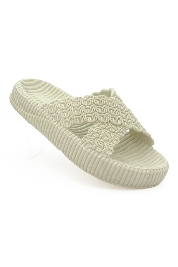 LETAO Twingers Women's Beige Non-Slip Sole Pool Beach Wet Floor Slippers
