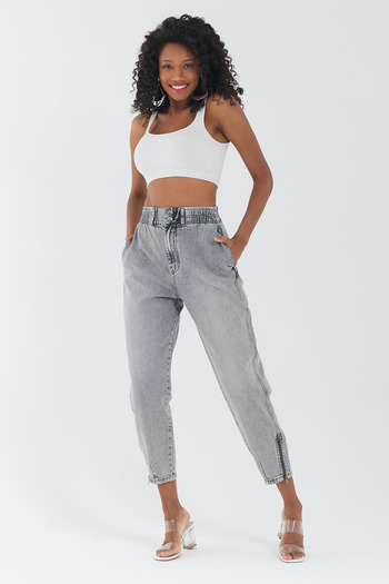 cracpot Women's Gray Leg Zipper Detailed Mom Jeans