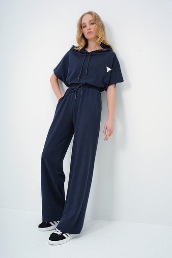 Trend Alaçatı Stili Sötétkék Oversize Crop felső és dupla zsebes női nadrág szett - ALC-X13633