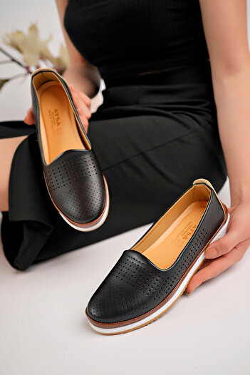 StWenn Full Orthopedic Mother Shoes - Casual and Classic