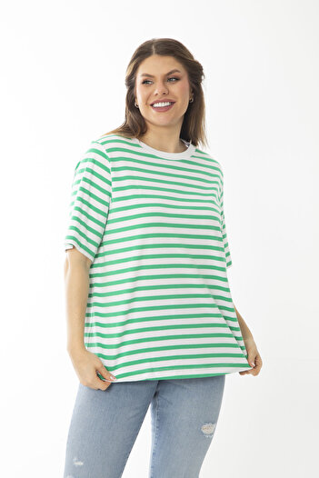 Şans Women's Plus Size Green Crew Neck Striped Blouse 65N37022