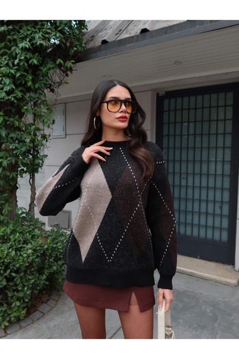 ESRAHELVACI Black Diamond Patterned Sweater