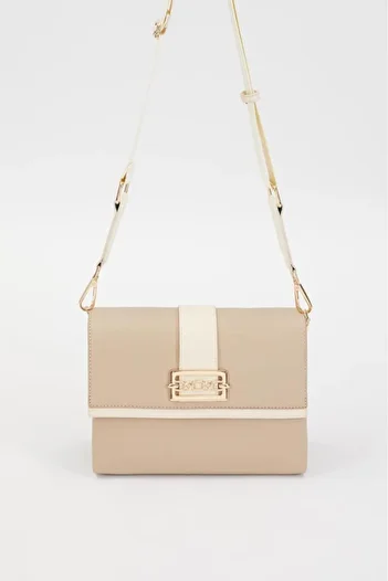 Levidor Mink Cream Chain Buckle Detail Shoulder Bag