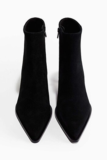 H&M Pointed suede ankle boots