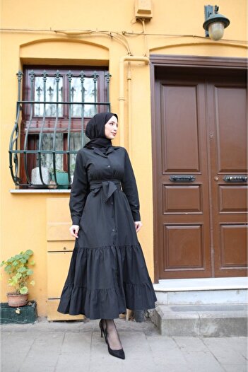 Kokosh moda Γυναικεία μακρυμάνικη φούστα με βολάν μέσης ζωσμένη από πλεκτό βαμβακερό ολόσωμο πουκάμισο