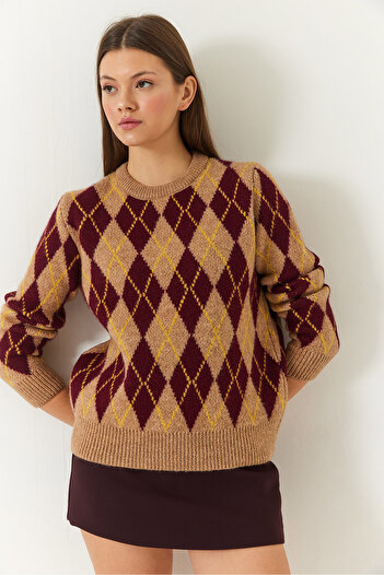 Bianco Lucci Women's Crew Neck Diamond Patterned Sweater 241192 60261036