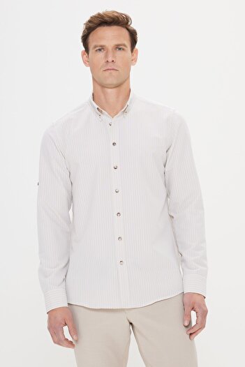AC&Co / Altınyıldız Classics Erkek Bej Kırışmayan Oxford Gofre Desenli Slim Fit Dar Kesim Düğmeli Yaka Esnek Gömlek