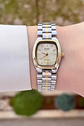 Casio Gold Gümüş Renk Kadın Kol Saati