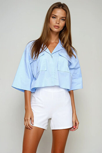 VAGGON Women's Blue Envelope Pocket Crop Poplin Shirt
