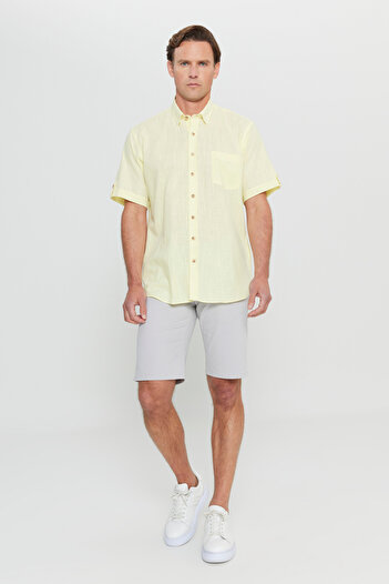 AC&Co / Altınyıldız Classics Men's Light Yellow Linen Look 100% Cotton Short Sleeve Shirt - Comfortable Fit, Buttoned Collar