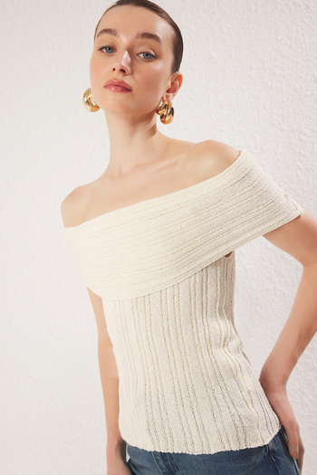 Trendyol Collection Bone Carmen Collar Textured Knitwear Thin Blouse Twoss25Bz00328