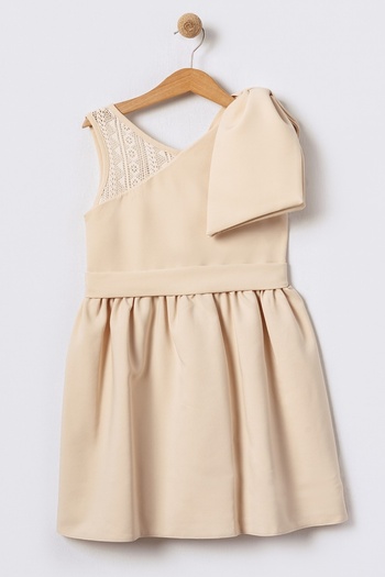 Bebüş Big Bow and Lace Detail Thick Straps Pleated Flared Cutout Sleeveless Beige Girl's Dress 15693