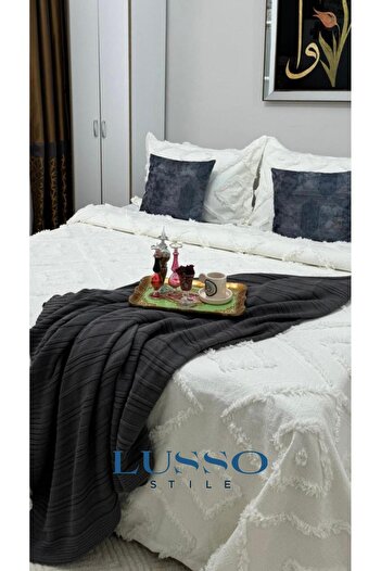 LUSSO Iskandinav Çift Kişilik Yatak Örtüsü 240 X 250 Cm Ve 2 Adet Yastık Ekru
