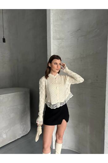 asur boutique Asur Boutique Women's Lace Detailed Cardigan - Inside Shows Buttoned