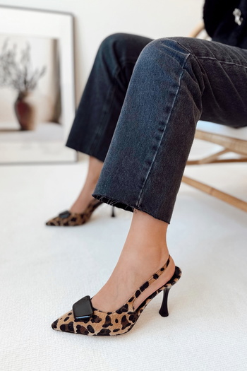 POLKA STORE Whirl Buckle Detailed Pointed Toe Back Open Stiletto Evening Dress Heels Women's Shoes