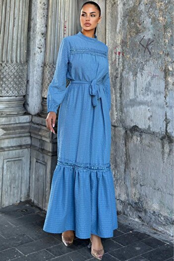 Juuuj Rochie maxi Lotus cu brâu indigo și detaliu din dantelă