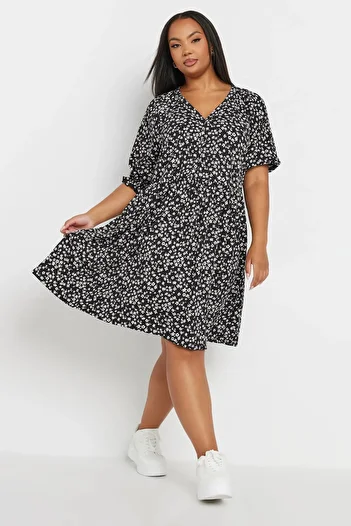 Stil Diva Κοντό φόρεμα με κουμπιά V-λαιμόκοψη - Plus Size, ελαστικά μανίκια 137950