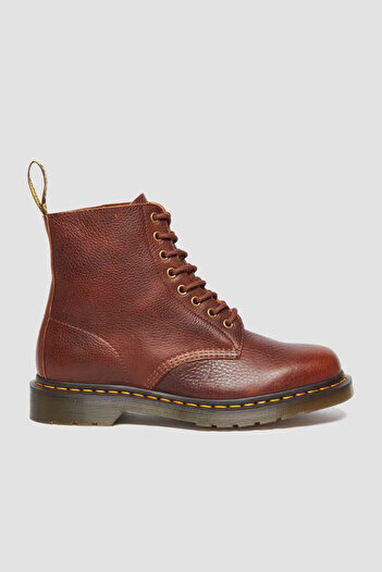 Dr. Martens 1460 Pascal Cashew Ambassador - Άνετη κοπή με ολίσθηση