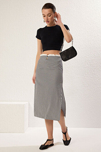 Trendyol Collection Fish Shape Midi Skirt - Multicolor with Buttons at Waist and Ruffle Detail Twoss25Et00096