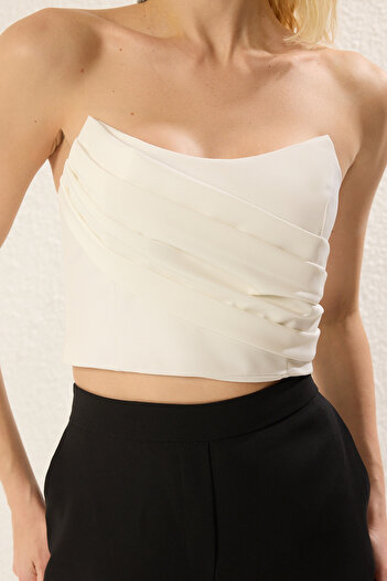 Trendyol Collection Біле ткане обтягуюче бюст'є без бретелей Nervurlu TPRSS25BS00024
