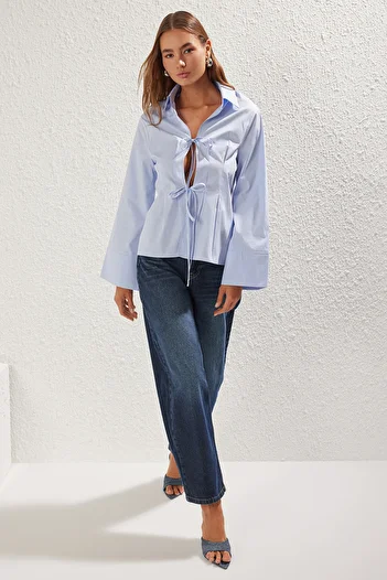 Trendyol Collection Blue Fitted/Fitted Shirt Twoss25Go00067