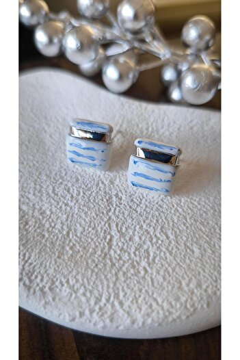 VOBEEYKU Special Series White Enameled Blue Moire Square Earrings