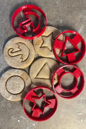 figurio Squid Game Cookie Mold Set / 4 Pieces