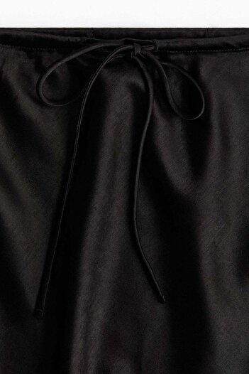H&M Satin drawstring skirt