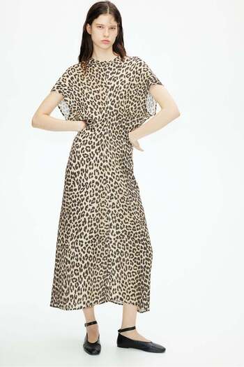 H&M Tapered-waist dress