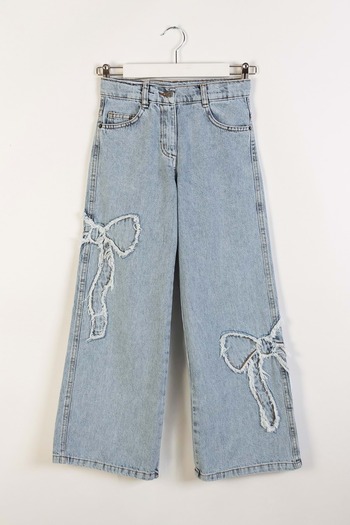 wakawakakidsstore Girl's Blue Jeans with Star Embroidery - 4-5 Years |   High Waist, Wide Leg