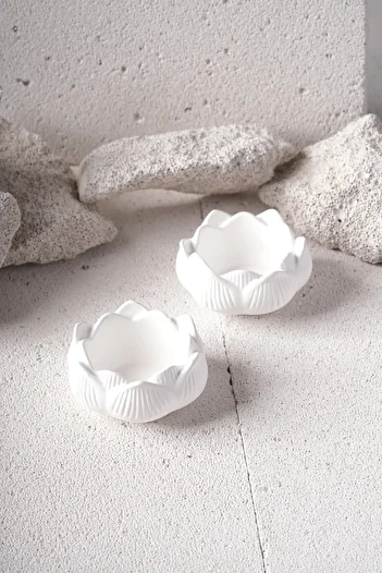 ALCSTORE Lotus Set of 2 Candle Holders Decorative Box