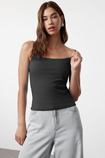 Trendyol Collection Antracitová ramínka Normální elastické pletené tílko Twoss24Al00024