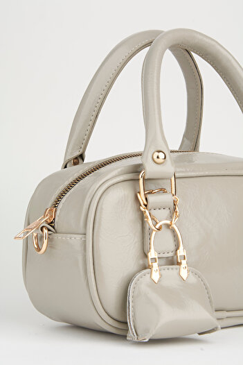 Vivaq Women's Tulip Dark Charm Detailed Patent Leather Zipper Closure Handbag and Shoulder Bag